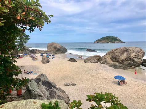 playa nudista en rio de janeiro|Abricó: como ir à praia de naturismo mais famosa do Rio.